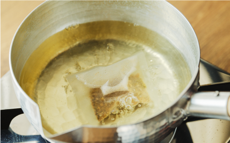 理由1：お鍋に入れるだけのティーバッグ製